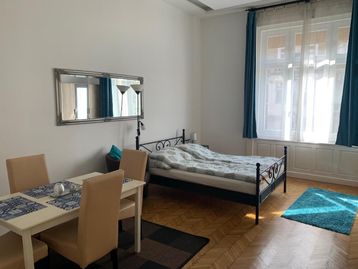 Mester4 Apartman Near To The Danube Budapeste Exterior foto